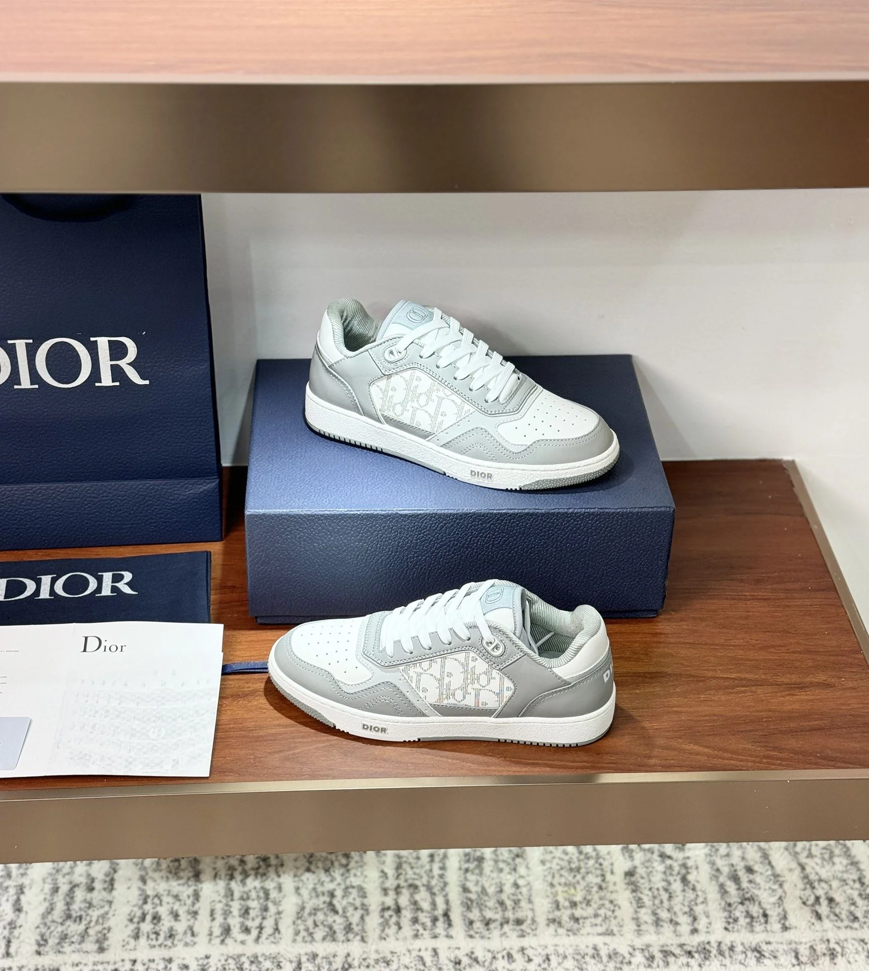Christian Dior Sneaker TimelessDesign 21026