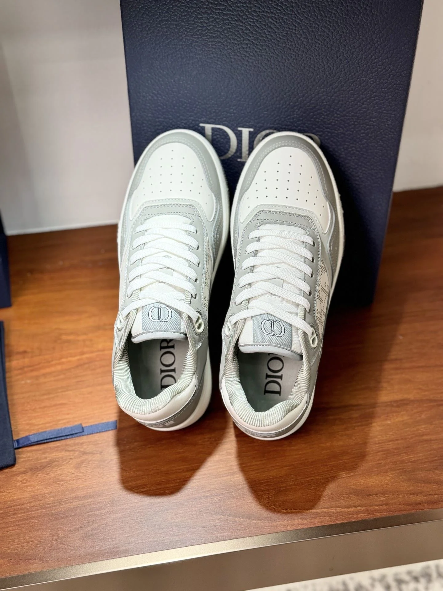 Christian Dior Sneaker TimelessDesign 21026