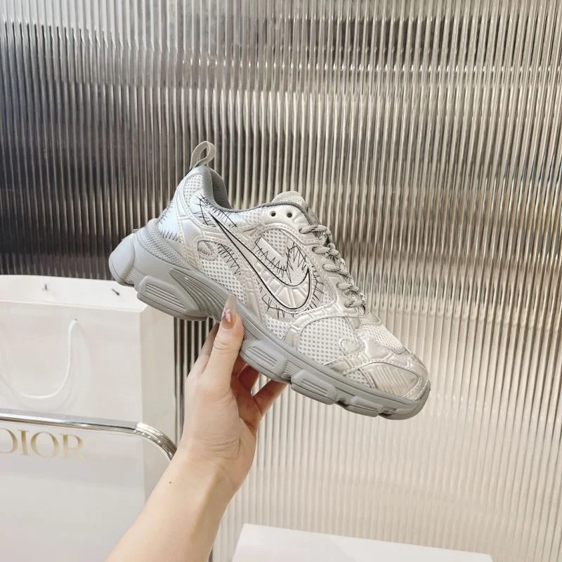 Lightweight Christian Dior Sneaker 21701