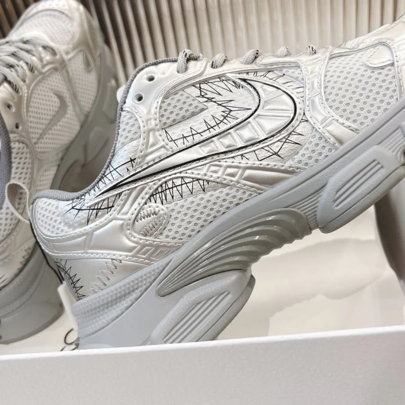 Lightweight Christian Dior Sneaker 21701