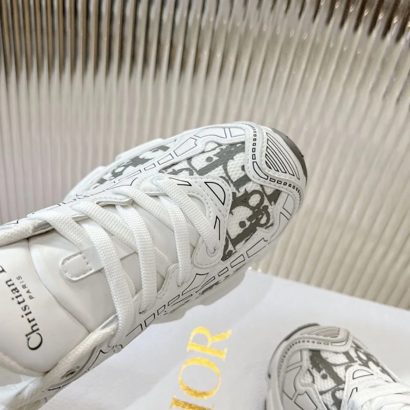 Affordable Christian Dior Sneaker 21693