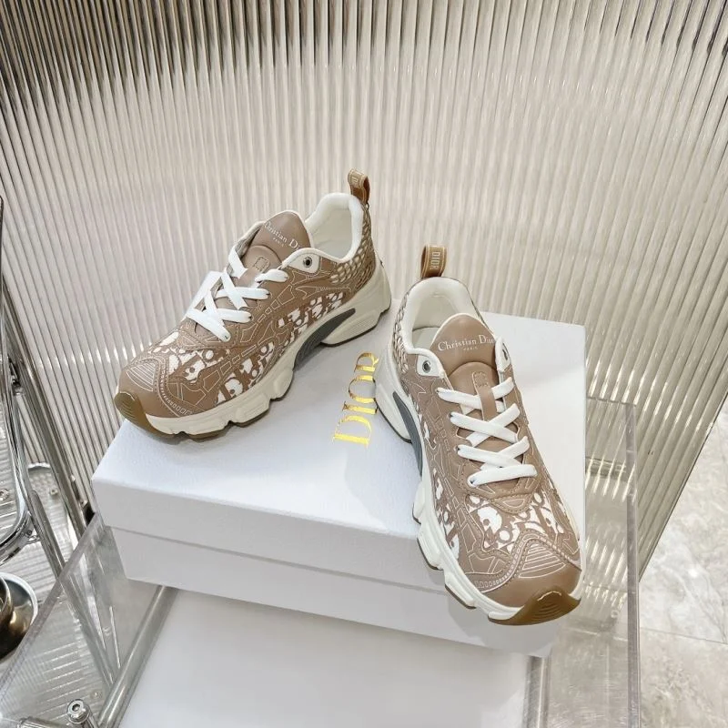 Popular Christian Dior Sneaker 21697