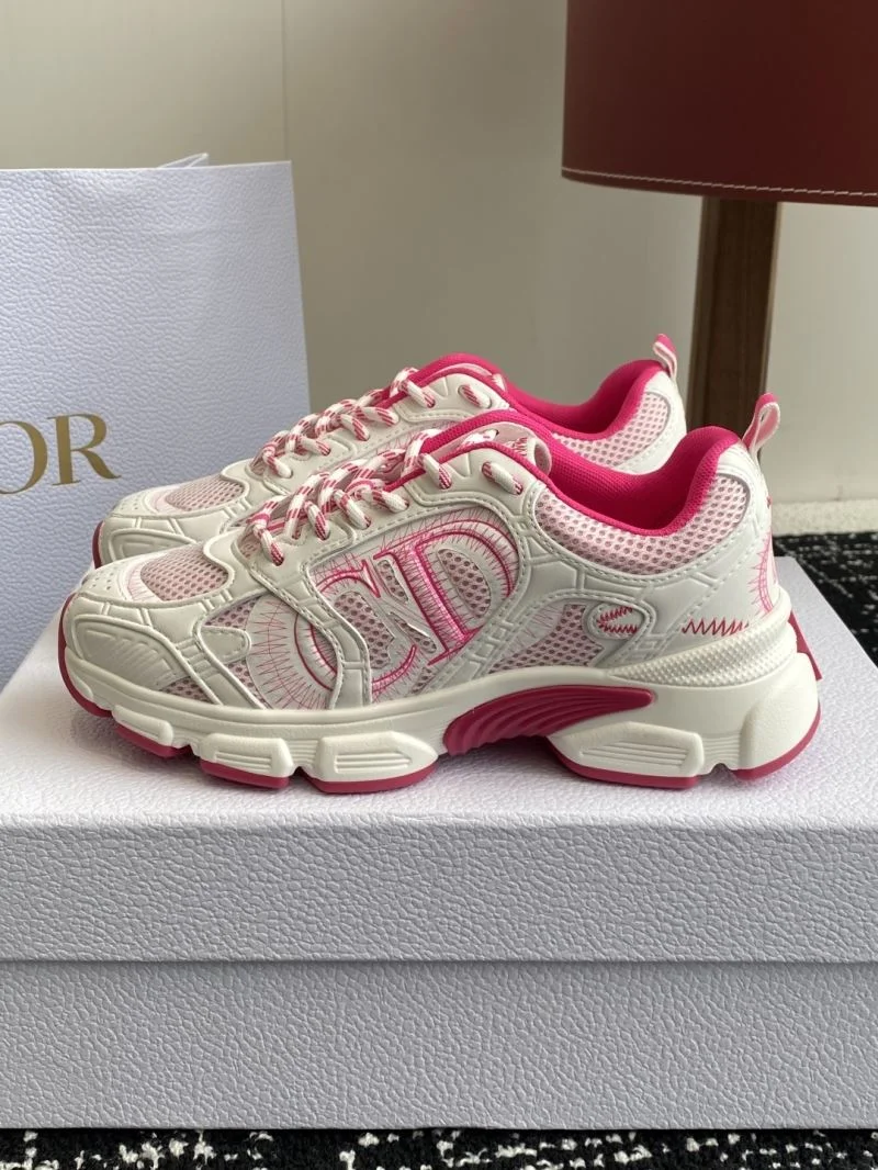 Classic Christian Dior Sneaker 21695