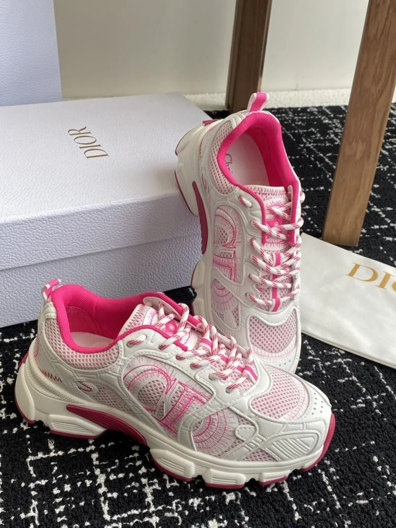 Classic Christian Dior Sneaker 21695