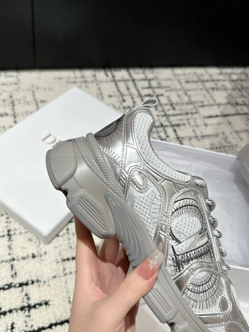 Lightweight Christian Dior Sneaker 21679