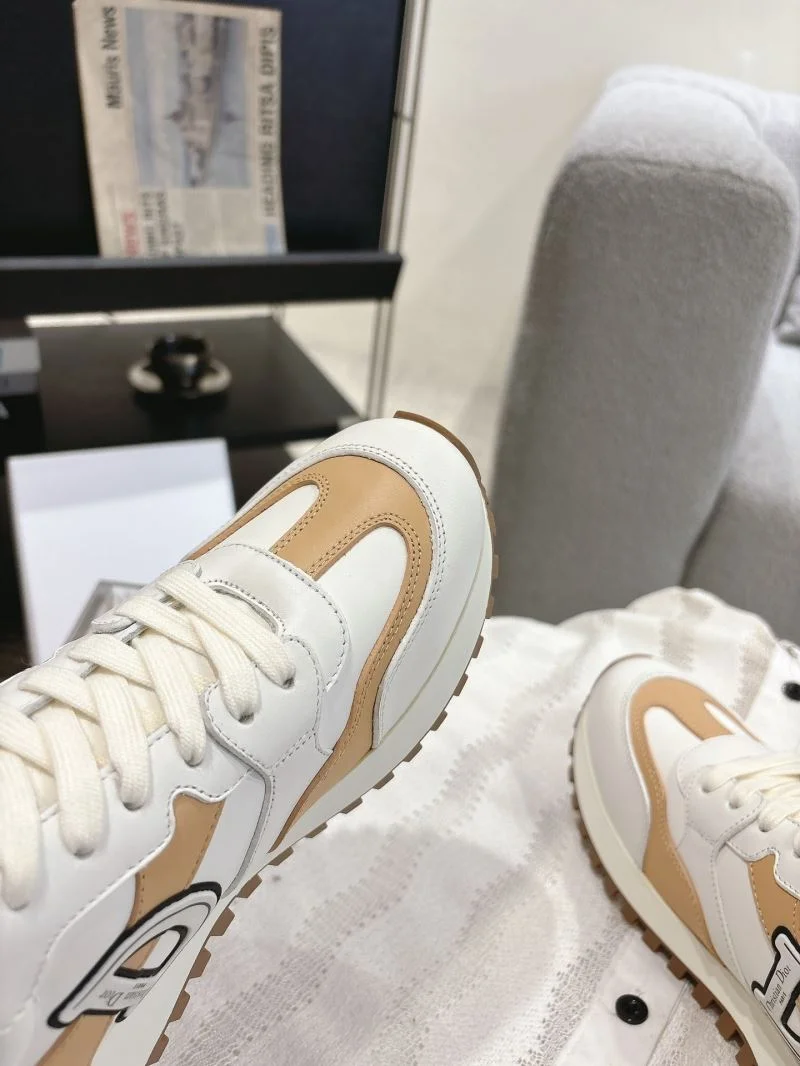 SmoothTexture Christian Dior Sneaker 21672
