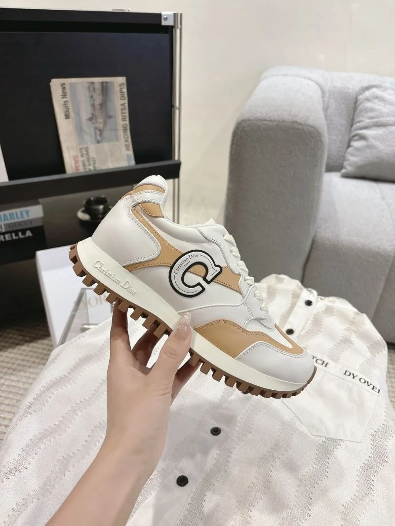 SmoothTexture Christian Dior Sneaker 21672