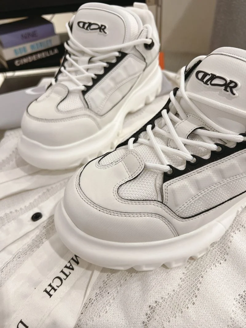 Breathable Christian Dior Sneaker 21665