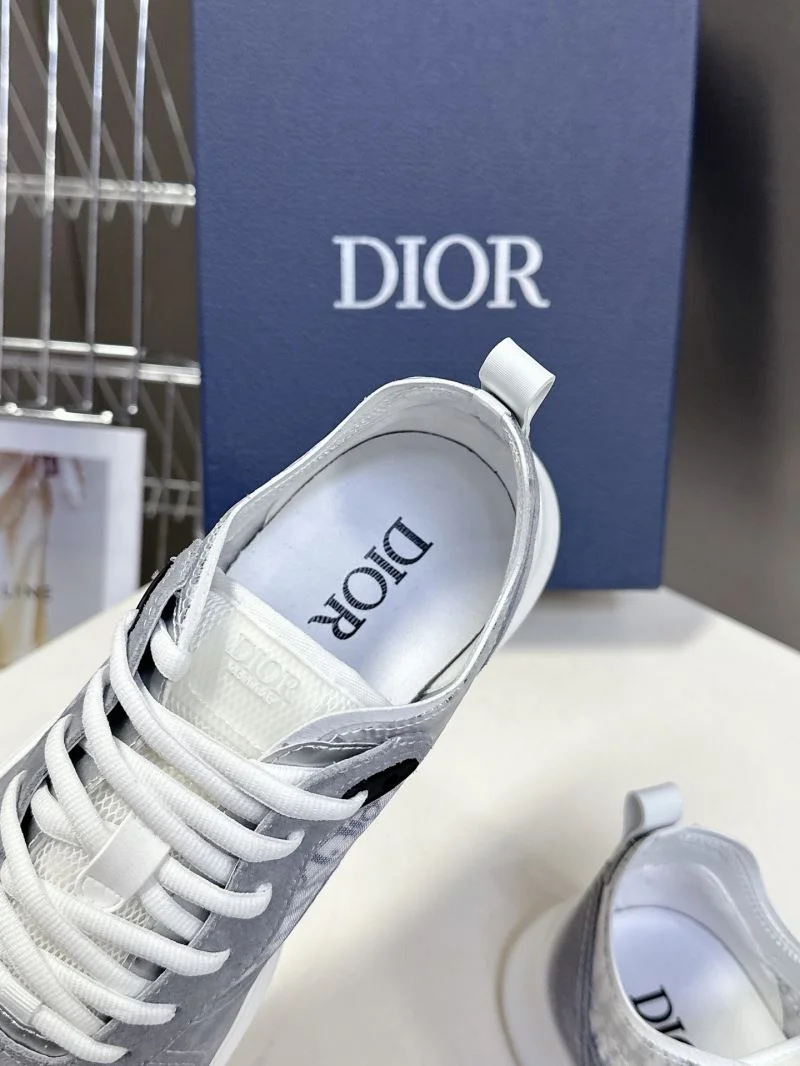Efficient Christian Dior Sneaker 21641
