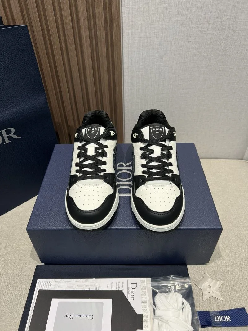 StreetReady Christian Dior Sneaker 21654