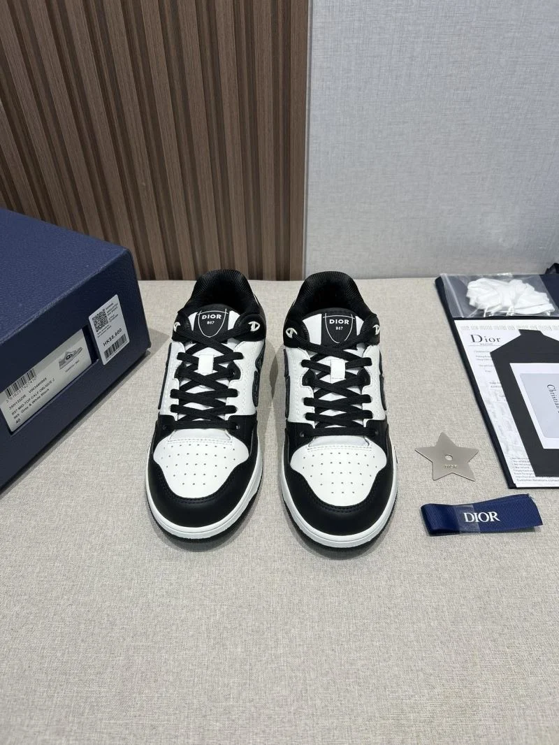 StreetReady Christian Dior Sneaker 21654