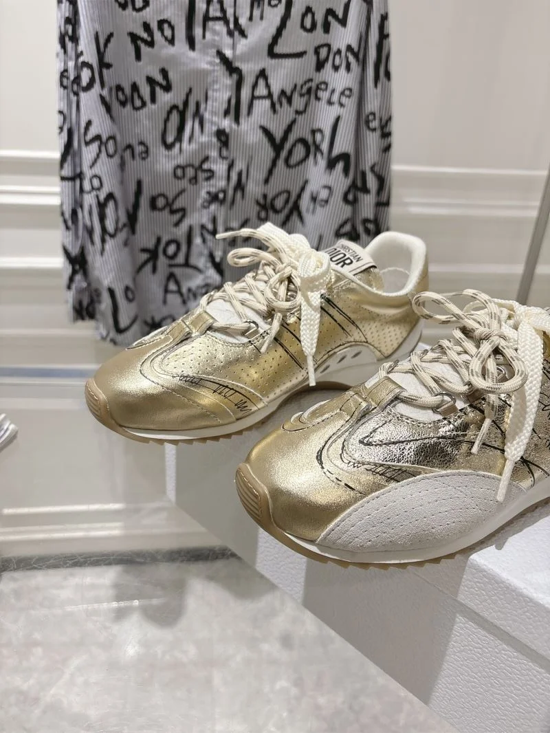 Christian Dior Sneaker Chic 21633