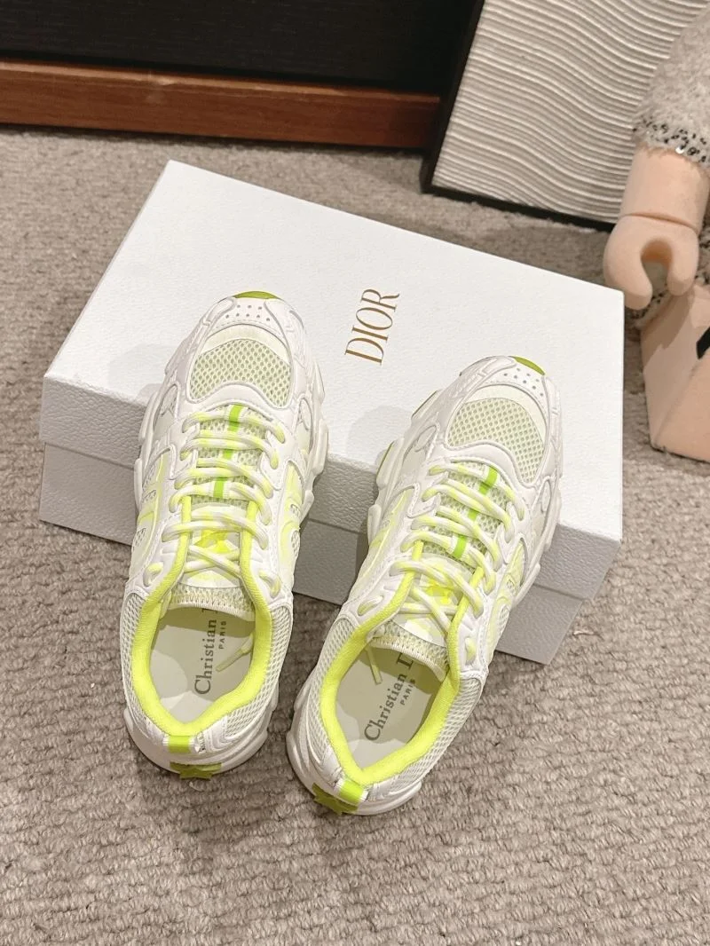 Resilient Christian Dior Sneaker 21639