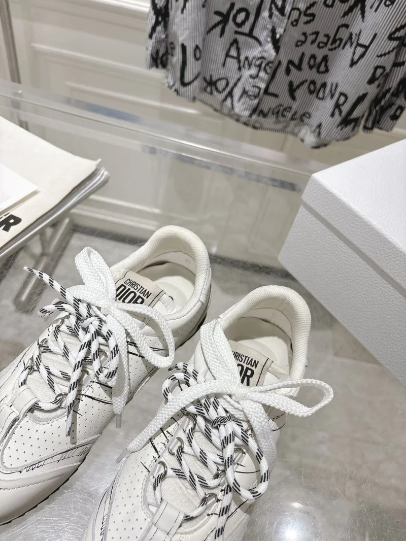 HighPerformance Christian Dior Sneaker 21636