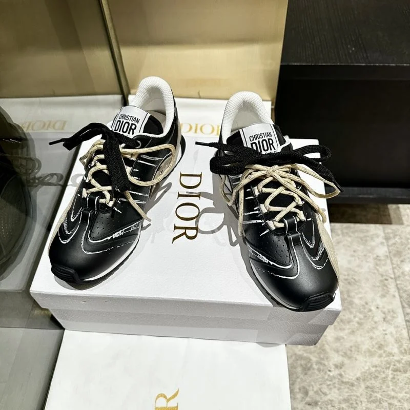 Sustainable Christian Dior Sneaker 21635