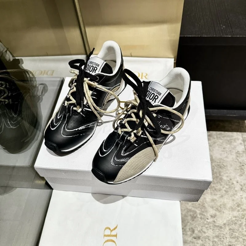 Sustainable Christian Dior Sneaker 21635