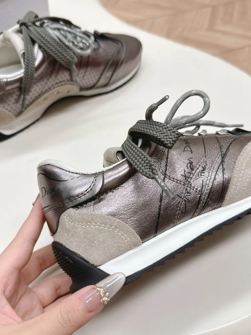 Modern Christian Dior Sneaker 21630