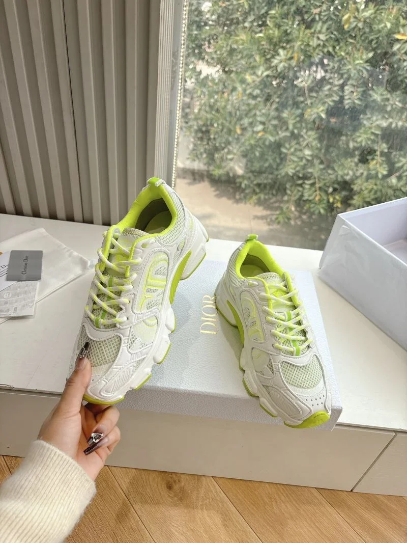 Christian Dior Sneaker ModernLook 21356