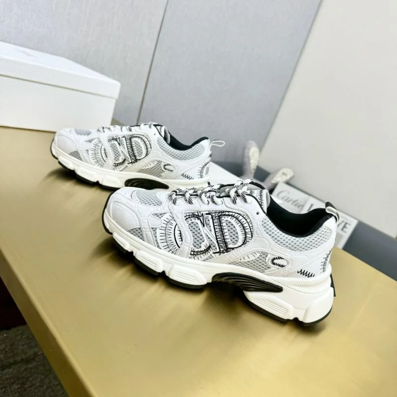 Flexible Christian Dior Sneaker 21345