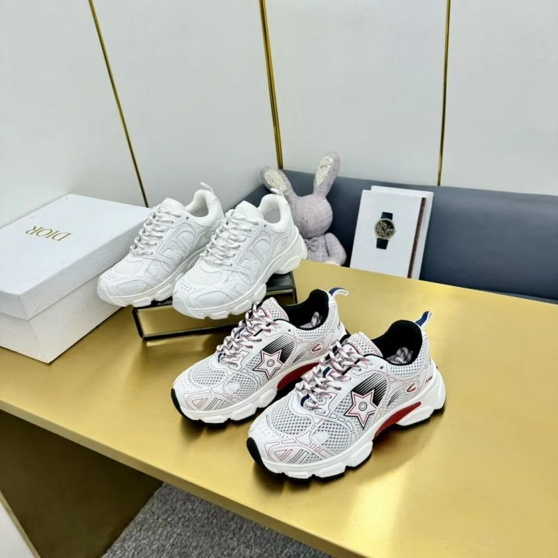 Elegant Christian Dior Sneaker 21346