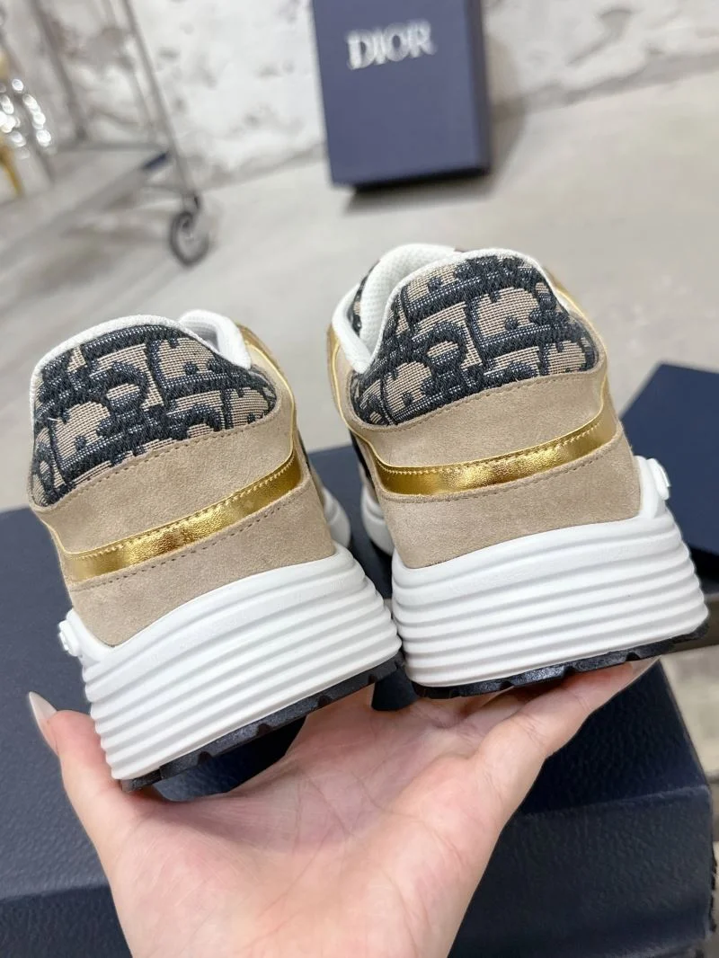 WeatherProof Christian Dior Sneaker 21336