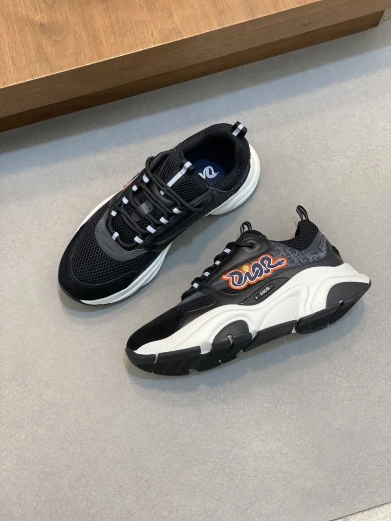 ComfortFit Christian Dior Sneaker 22172