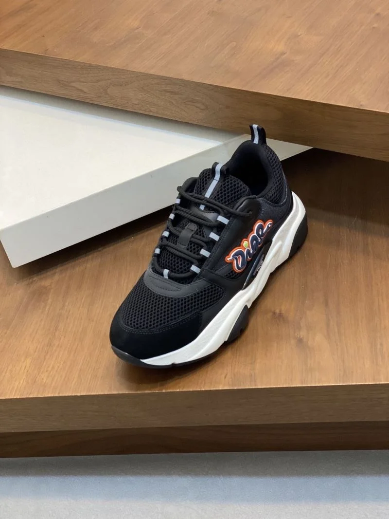 ComfortFit Christian Dior Sneaker 22172