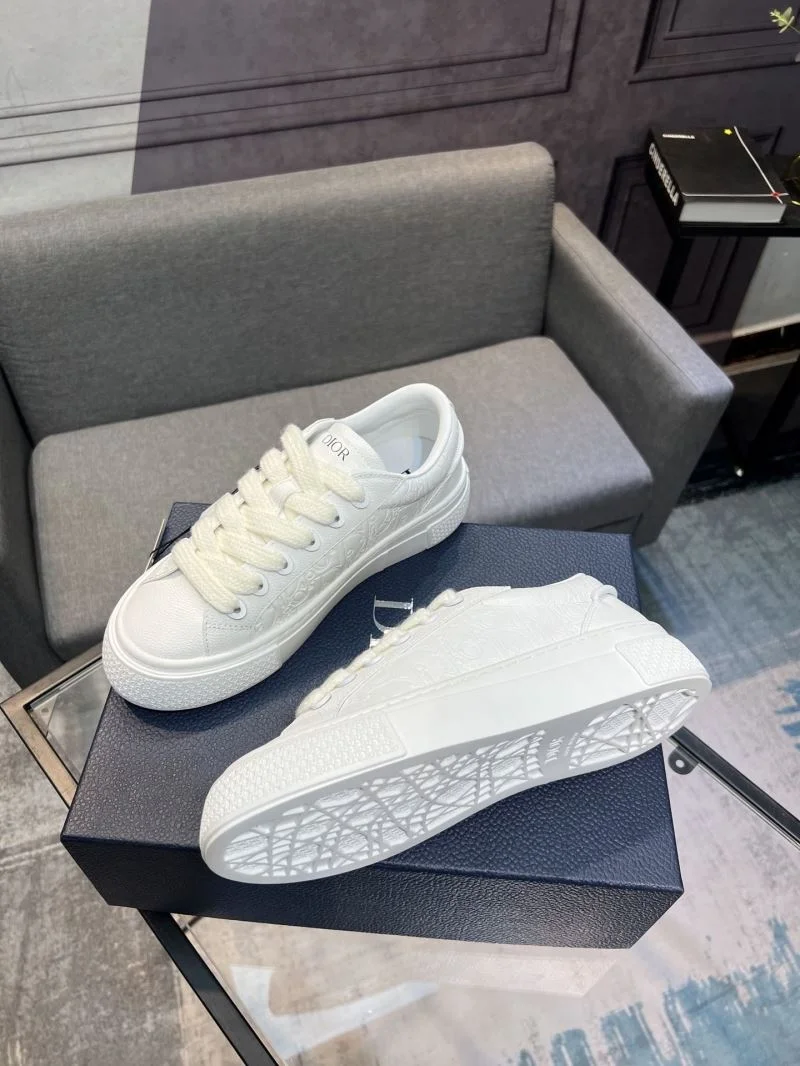 Christian Dior Sneaker Sophisticated 22162
