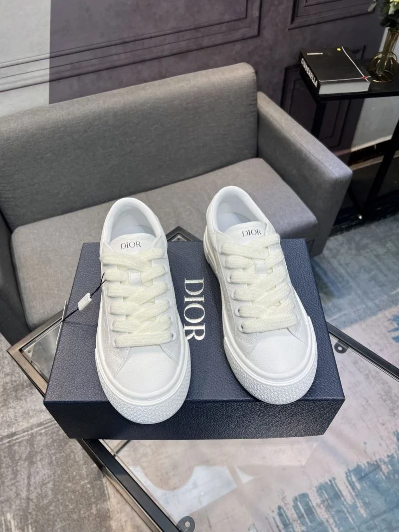 Christian Dior Sneaker Sophisticated 22162