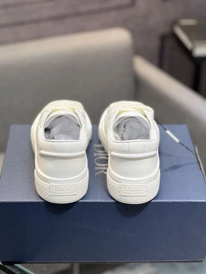 Christian Dior Sneaker Sophisticated 22162