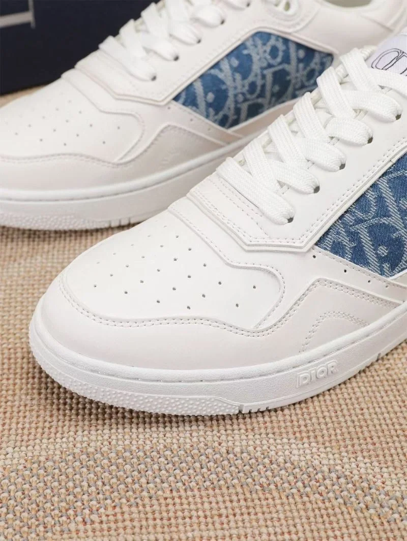Cozy Christian Dior Sneaker 22159