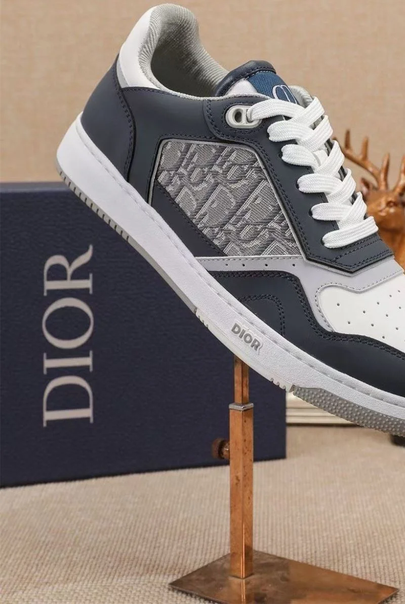 Upgraded Christian Dior Sneaker 22154
