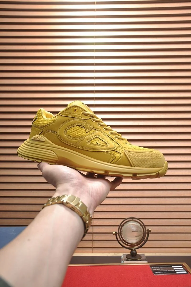 HighPerformance Christian Dior Sneaker 22178