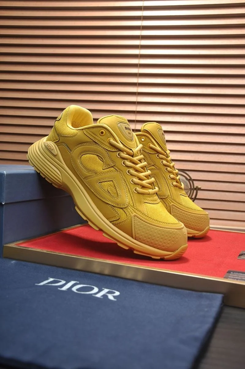 HighPerformance Christian Dior Sneaker 22178