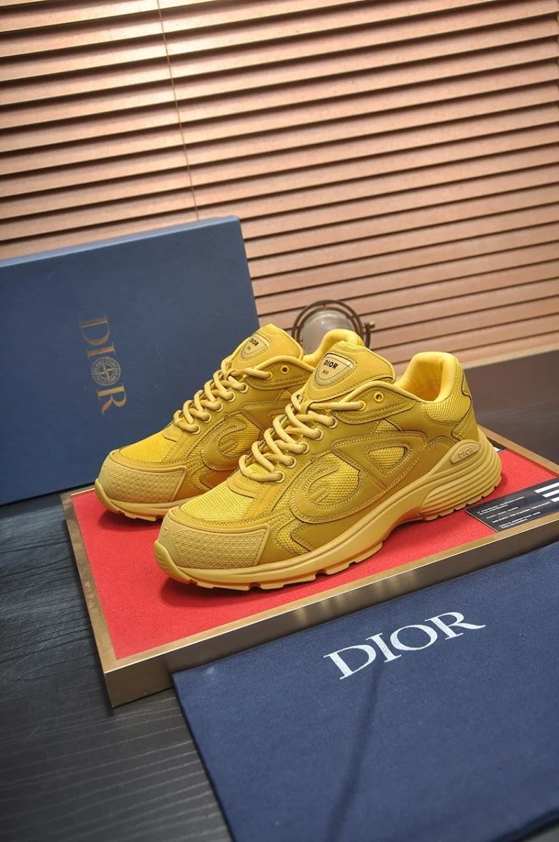 HighPerformance Christian Dior Sneaker 22178