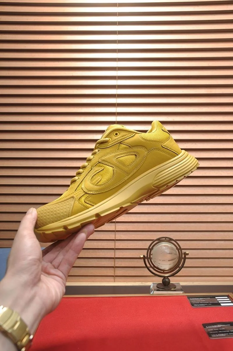 HighPerformance Christian Dior Sneaker 22178