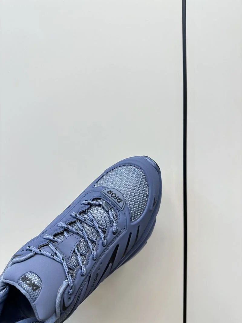 Comfortable Christian Dior Sneaker 22501