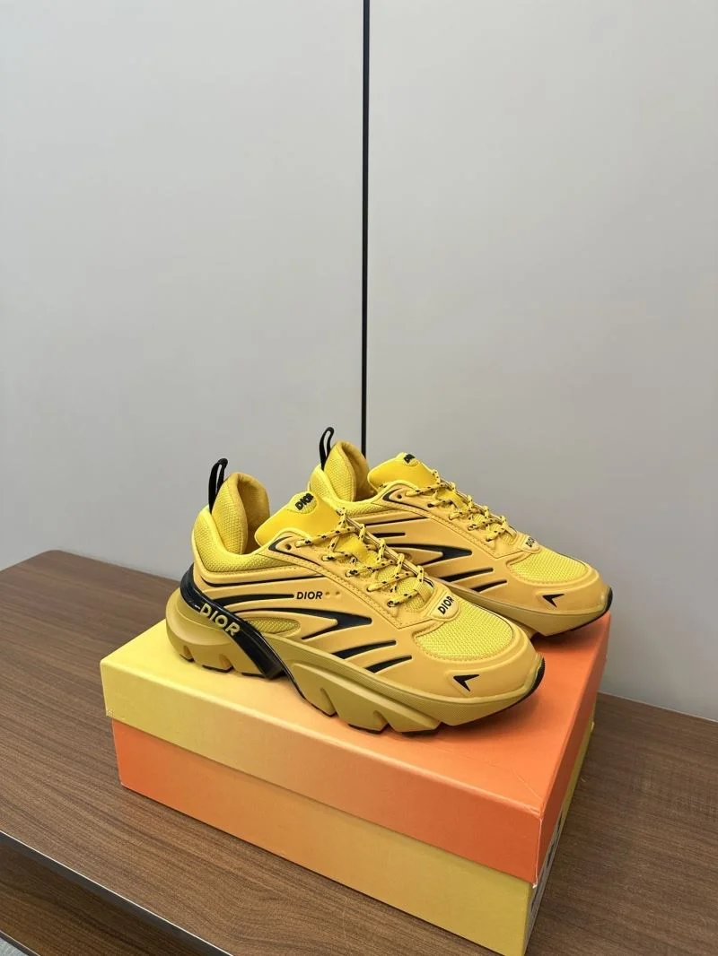 Casual Christian Dior Sneaker 22500