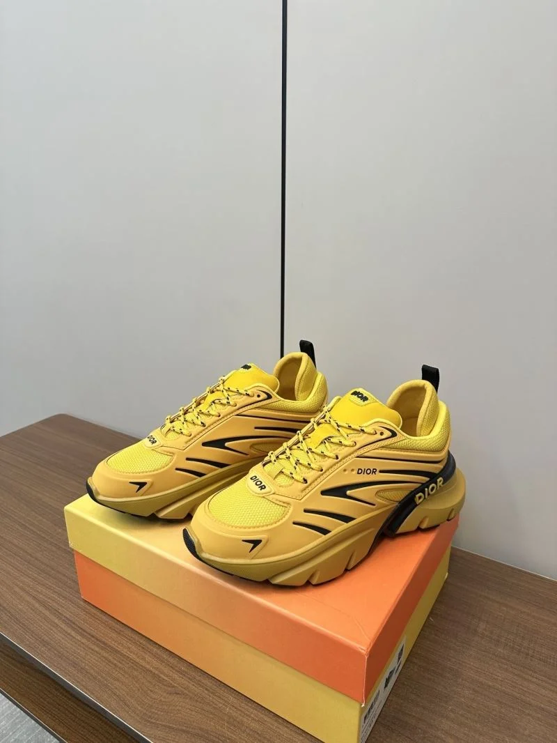 Casual Christian Dior Sneaker 22500