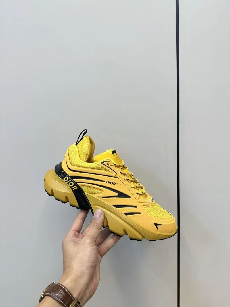 Casual Christian Dior Sneaker 22500