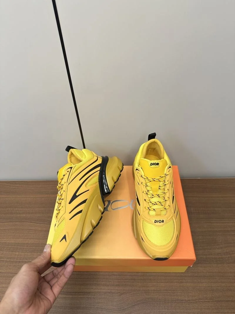Casual Christian Dior Sneaker 22500