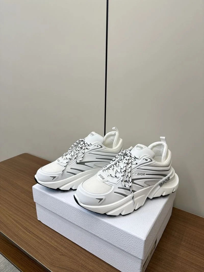 Christian Dior Sneaker Sophisticated 22497