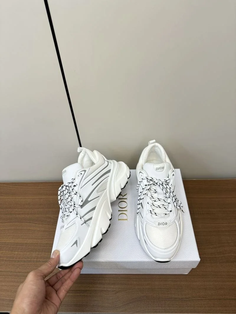 Christian Dior Sneaker Sophisticated 22497