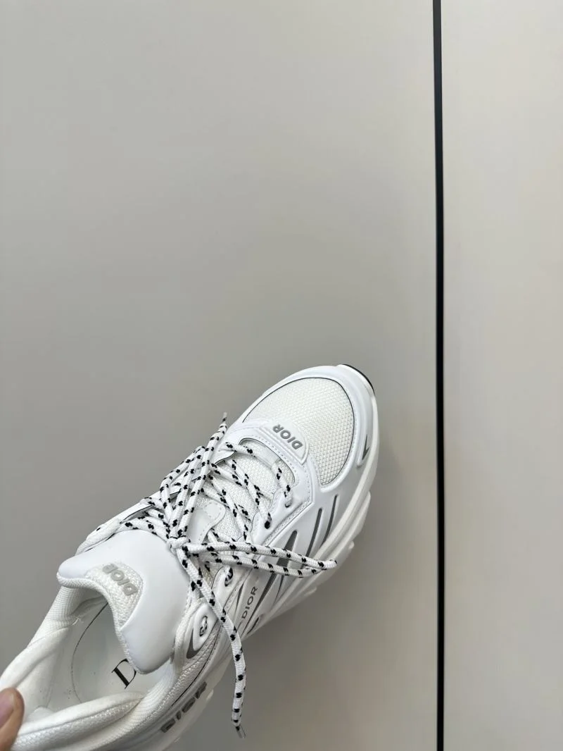 Christian Dior Sneaker Sophisticated 22497