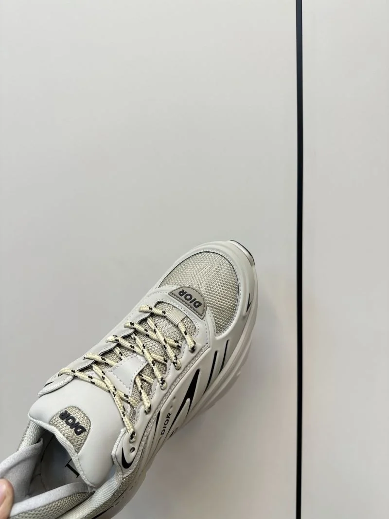 Christian Dior Sneaker Sleek 22502