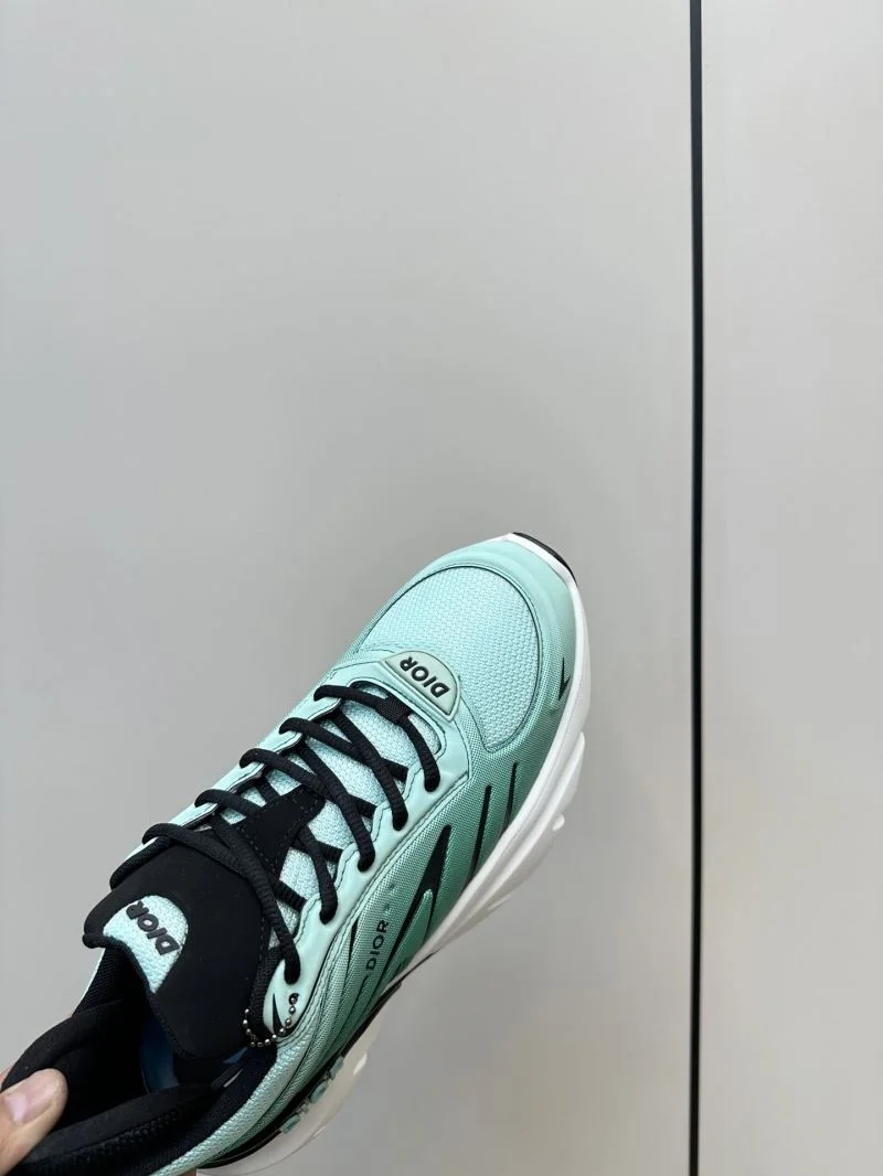 FashionForward Christian Dior Sneaker 22495