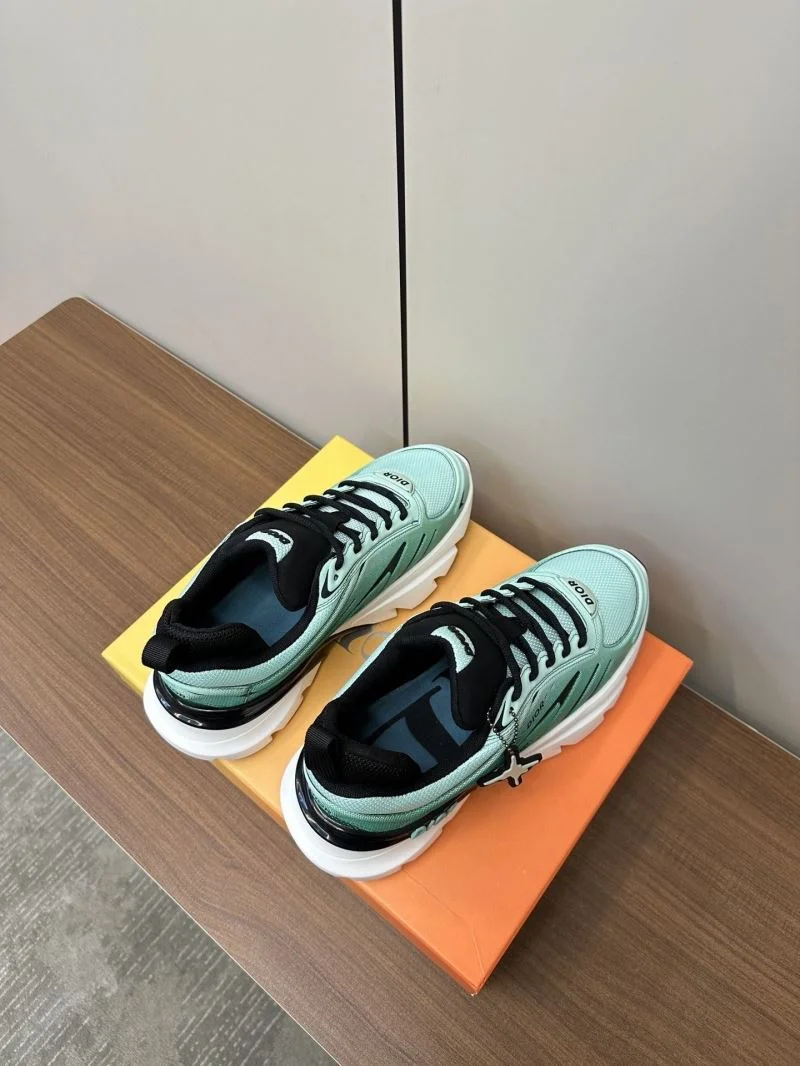 FashionForward Christian Dior Sneaker 22495