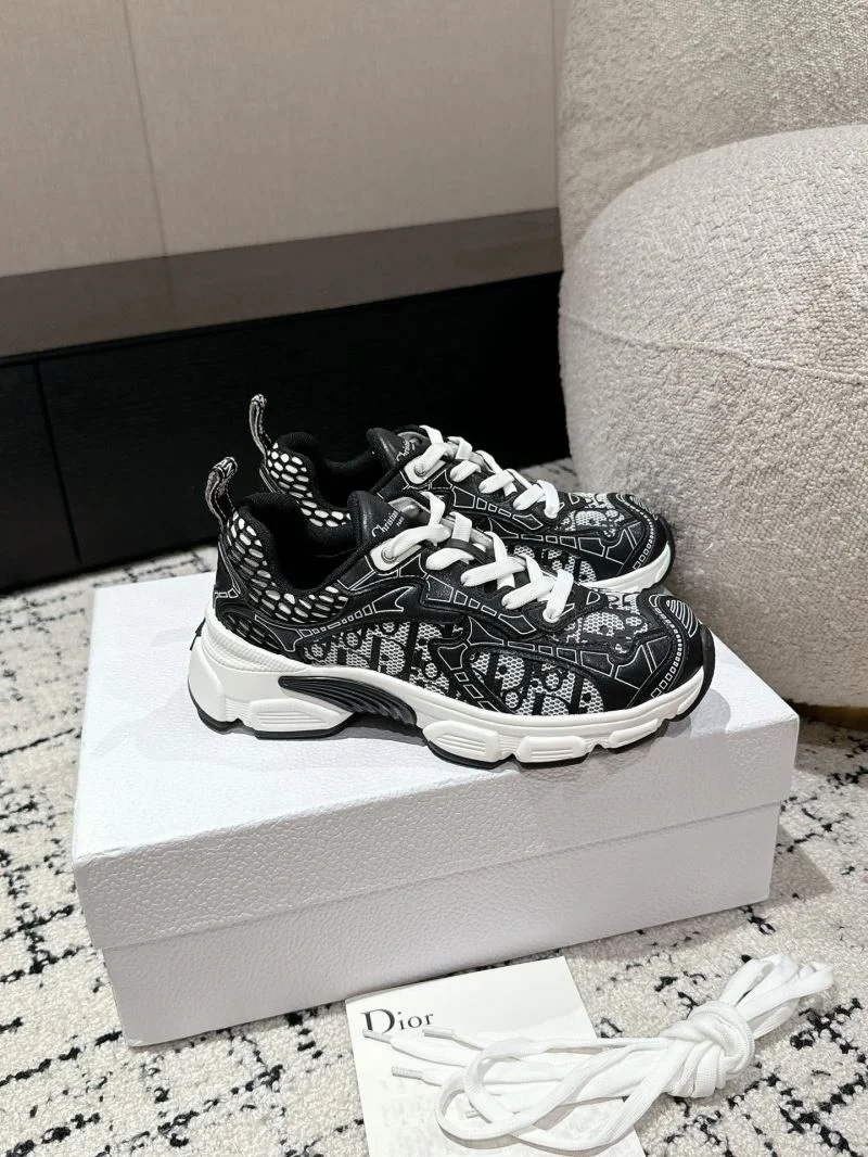 Durable Christian Dior Sneaker 20796