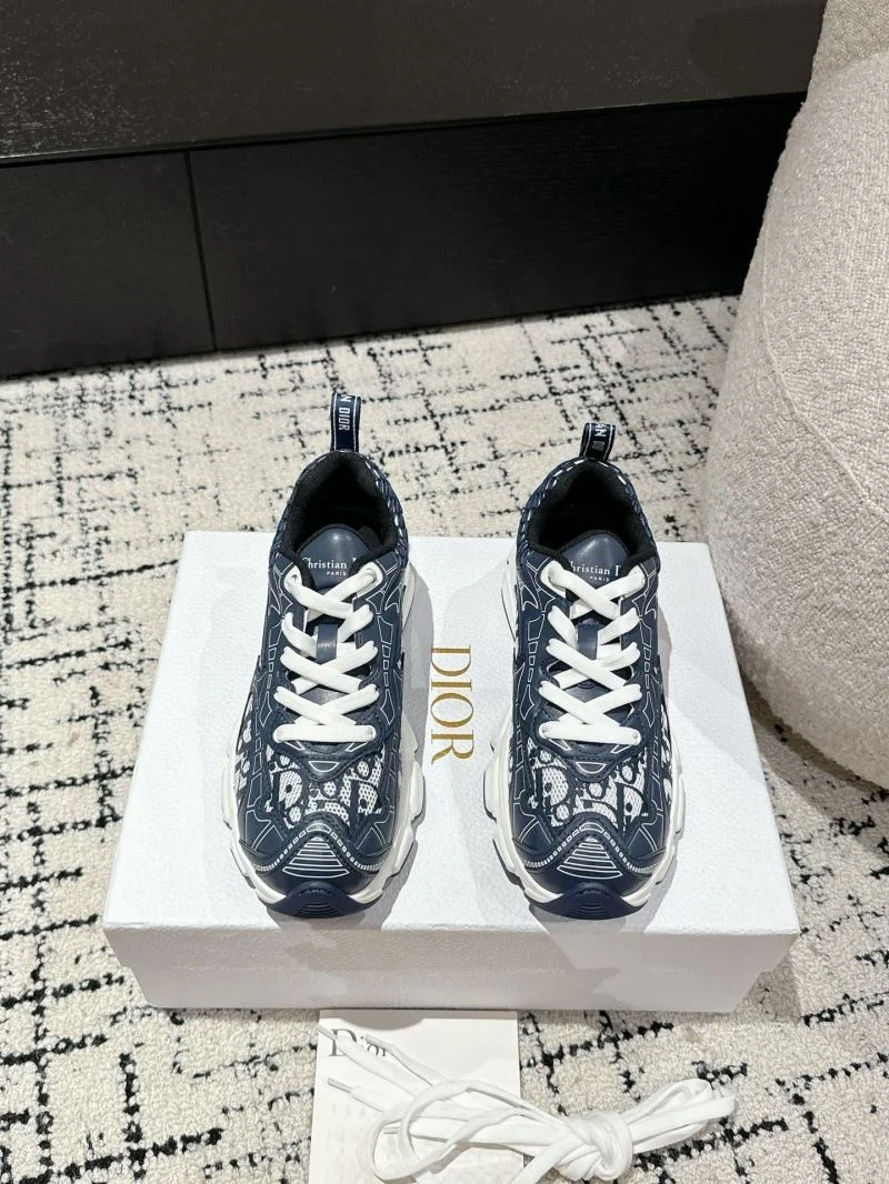 TravelReady Christian Dior Sneaker 20792