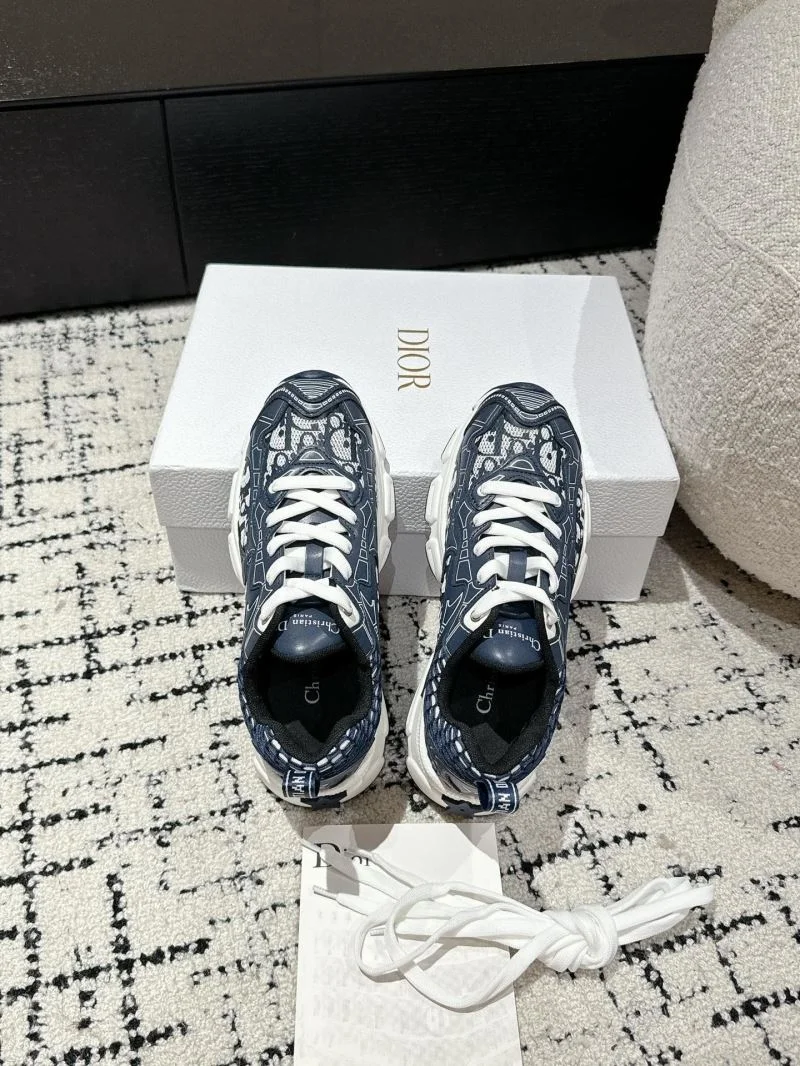 TravelReady Christian Dior Sneaker 20792